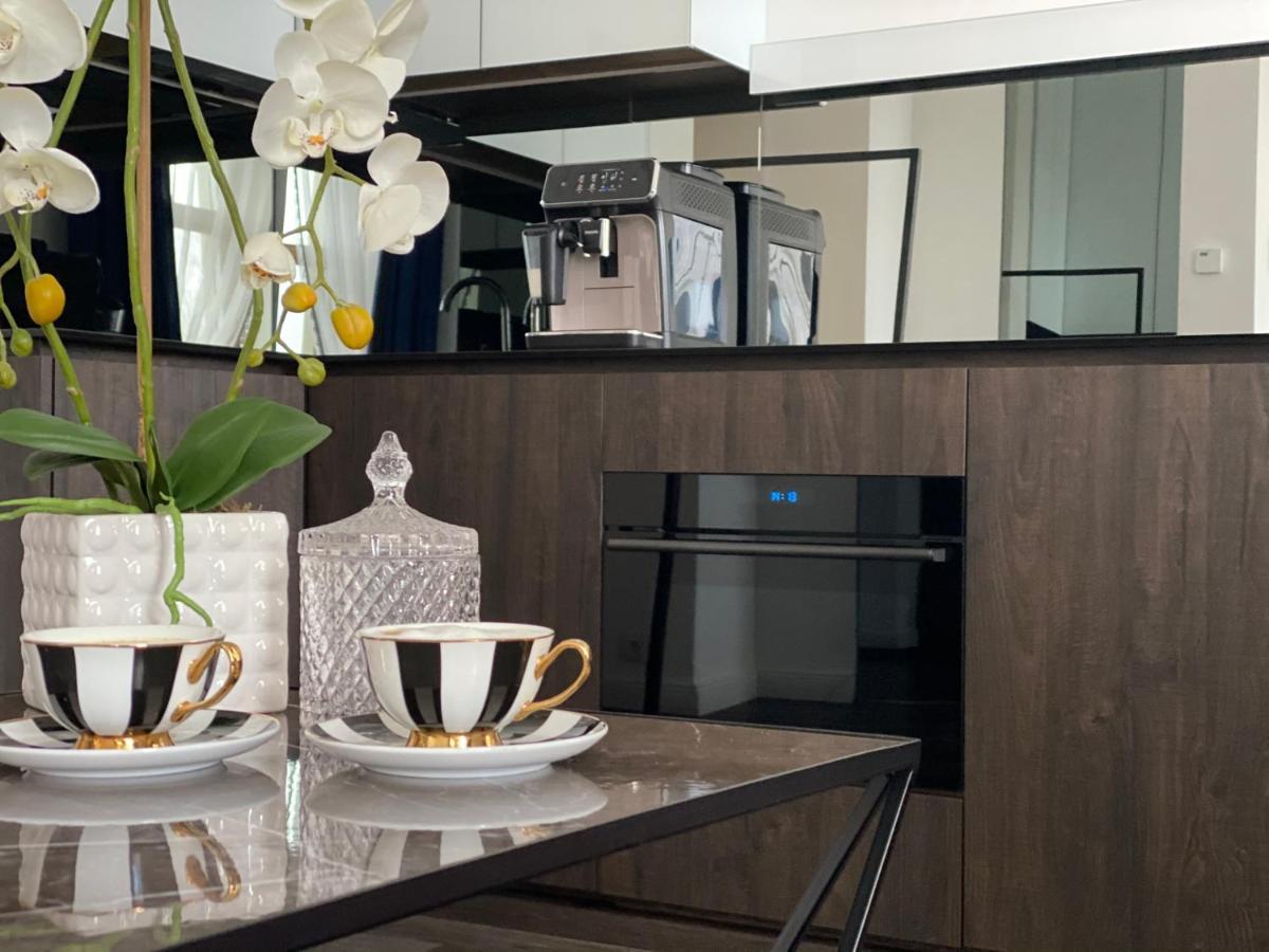 Modern And Luxury Apartment In The Center Of Kaunas Luaran gambar