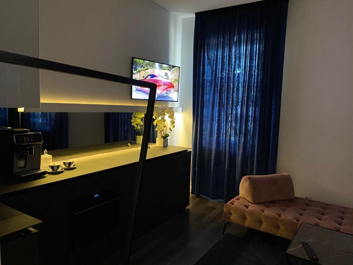 Modern And Luxury Apartment In The Center Of Kaunas Luaran gambar
